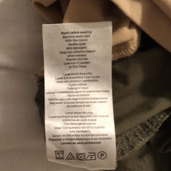 Motherhood S Camo Green Stretch Shorts with Four Pockets - Picture 10 of 14